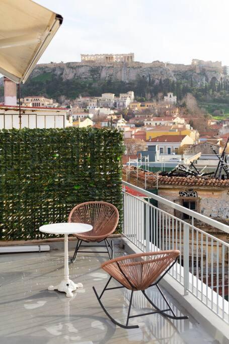 Apartamento The Parthenon View In The Historical Center! Atenas Exterior foto