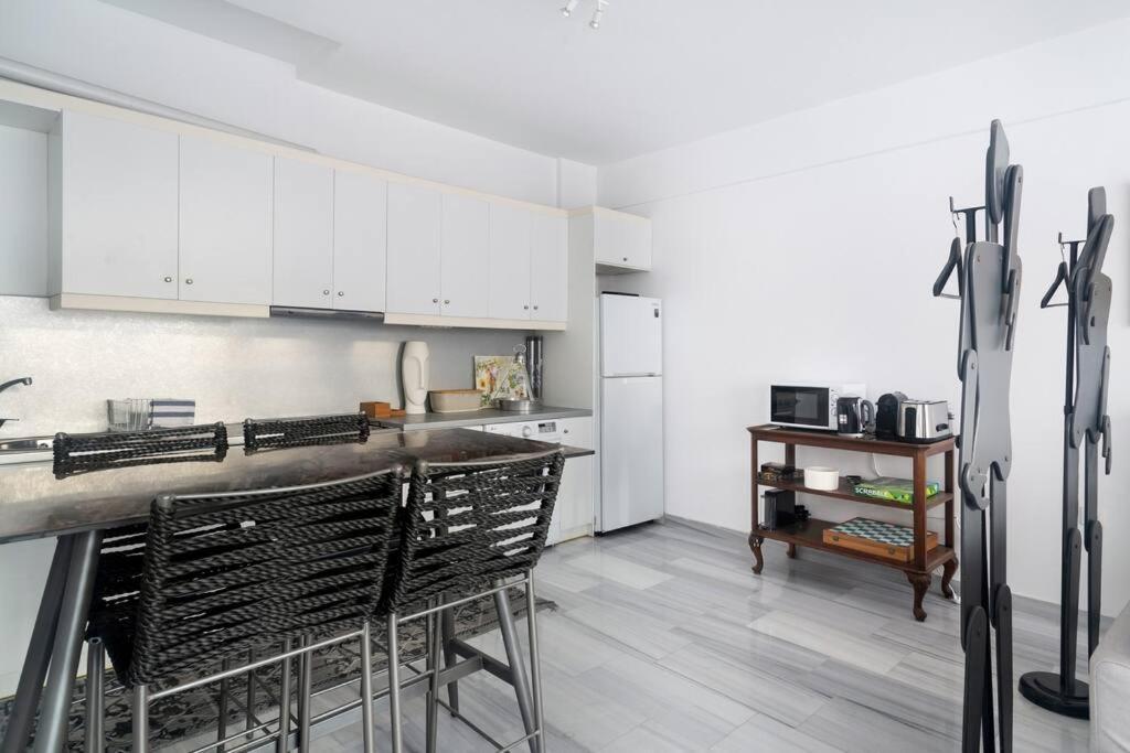 Apartamento The Parthenon View In The Historical Center! Atenas Exterior foto