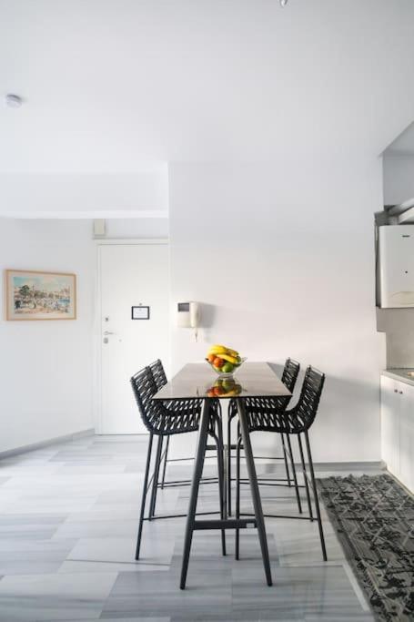 Apartamento The Parthenon View In The Historical Center! Atenas Exterior foto